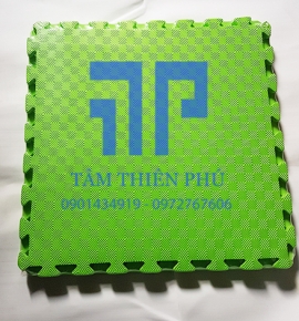 THẢM XỐP LÓT SÀN 60X60CM MÀU XANH LÁ CHUỐI
