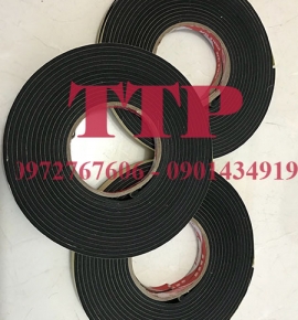 Ron xốp eva 1 mặt keo 30mmx5mmx10m