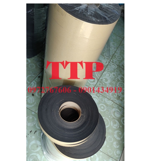 Ron xốp eva 1 mặt keo 20mmx4mmx10m